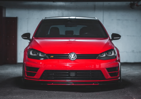 A car parked in the garage 